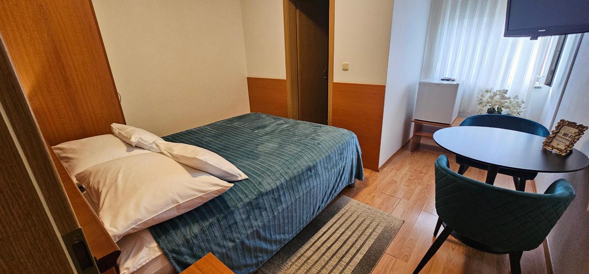Sobe/Rooms Riva Zadar Exterior photo